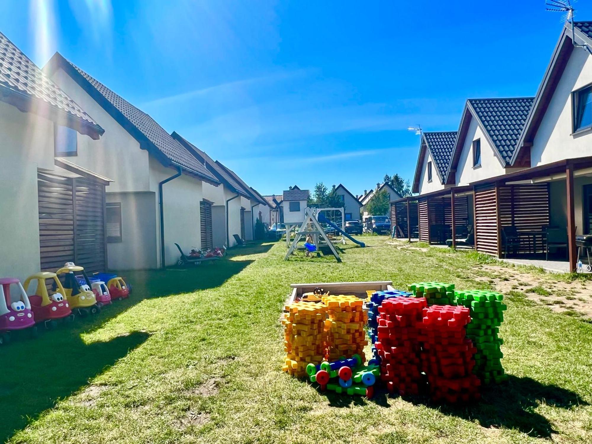 Nadmorskie Domki Blu Debki Esterno foto